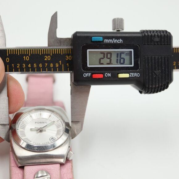 Fossil Womens Watch 29mm Silver Tone Date Dial Pink Leather Band w New Battery - Picture 2 of 14